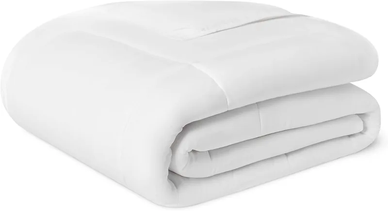 Amazon Basics ▫️ Edredão com enchimento de 300 g/m² - Edredão hipoalergénico com fibra alternativa às penas para cama 135/150/160, 220 x 240 cm, branco