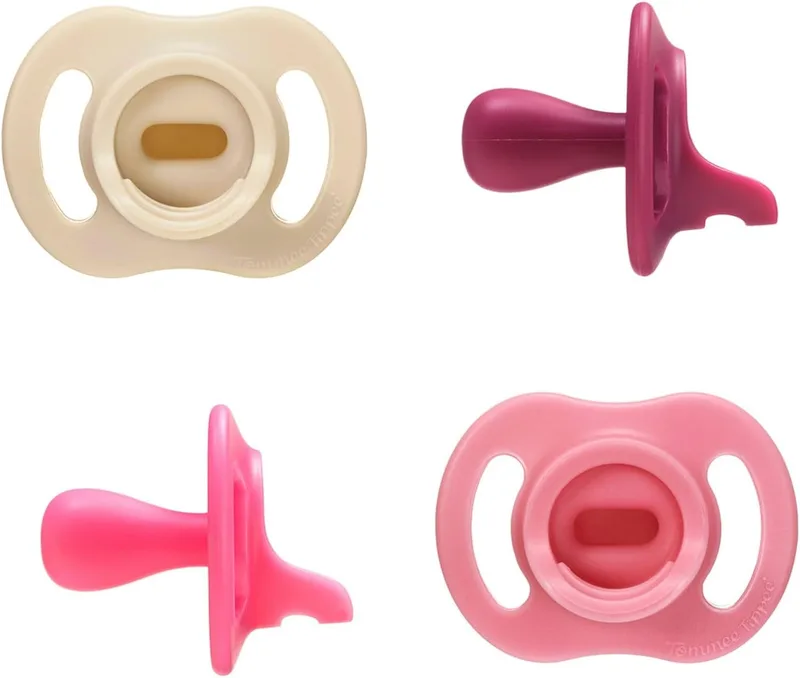Tommee Tippee ▫️ Chupeta Ultra-light StayPut