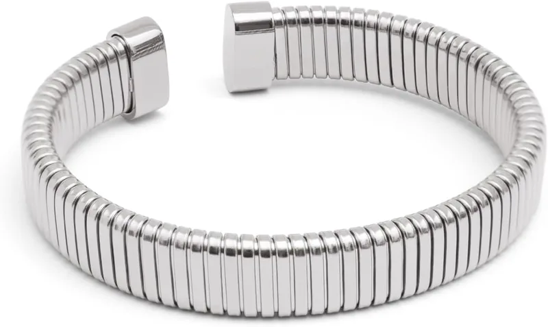 SINGULARU ▫️ Pulseira Cinto Grande. Aço com acabamento banhado a ouro 18kt. Pulseira com abertura flexível e fio de 4,5mm de espessura. Bijuteria Feminina