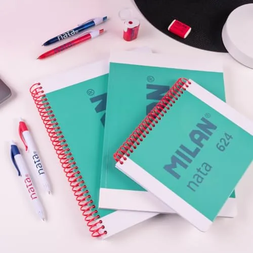MILAN ▫️ ® Caderno A5 com espiral e capa dura, papel pautado, 80 folhas de 95 g/m², coleção creme®, verde 6