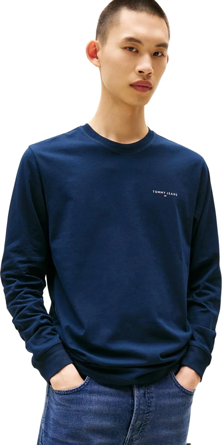 Tommy Jeans ▫️ Camiseta de manga comprida para mulher, corte justo, com padrão linear no peito, em algodão
