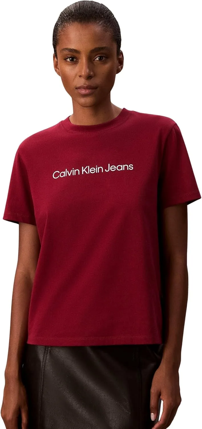 Calvin Klein ▫️ Camiseta de manga curta para mulher com logótipo clássico, corte regular