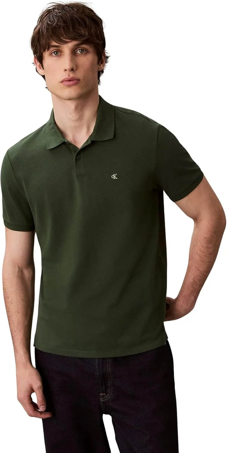 Calvin Klein ▫️ Polo de manga curta para homem, com monograma, em piqué de algodão