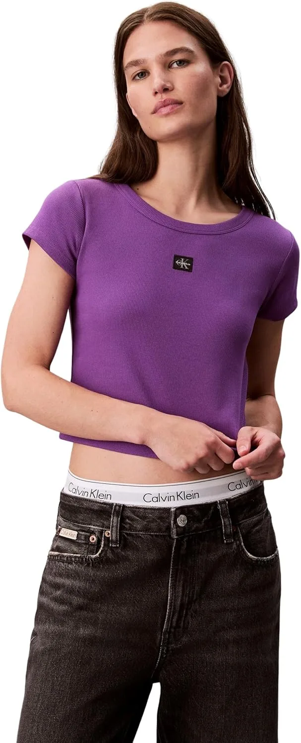 Calvin Klein ▫️ T-shirt de manga curta com nervuras tecidas Baby tee para mulher