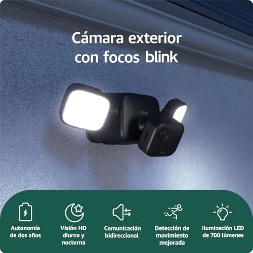 Blink ▫️ Câmara exterior com foco (última geração) | Câmara de segurança inteligente sem fios, LED de 700 lúmenes, dois anos de autonomia | Módulo de sincronização básico incluído 2