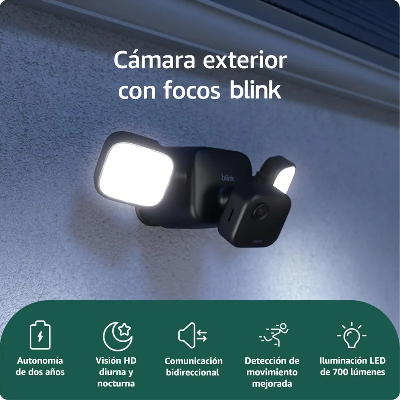 Blink ▫️ Câmara exterior com foco (última geração) | Câmara de segurança inteligente sem fios, LED de 700 lúmenes, dois anos de autonomia | Módulo de sincronização básico incluído