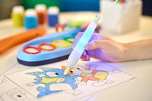 CRAYOLA ▫️ Color Wonder Magic Light Brush Bluey, Kit de Pintura sem Manchas, Atividade Criativa e Presente para crianças, a partir dos 3 anos, 75-7195 6