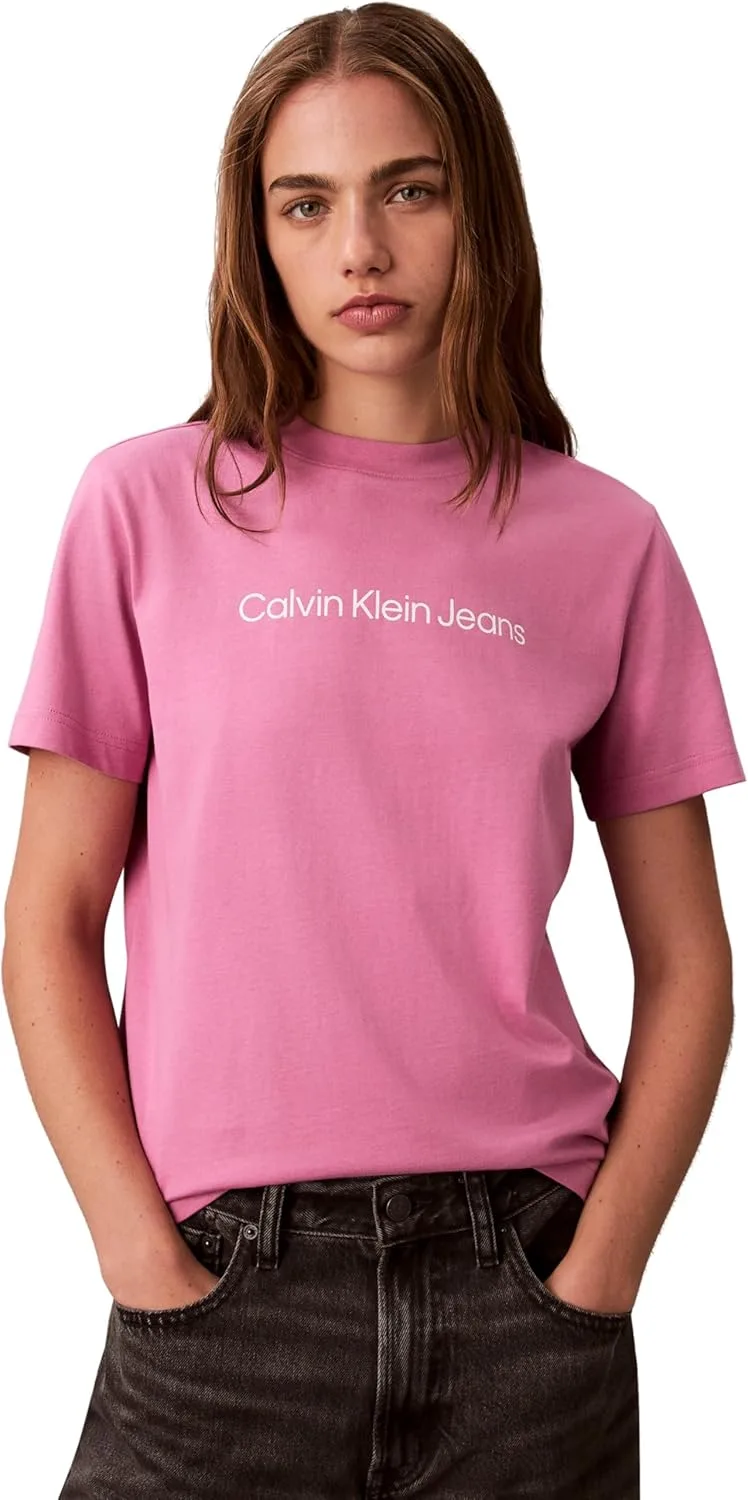 Calvin Klein ▫️ T-shirt de manga curta Women's Logo Classic Regular Fit