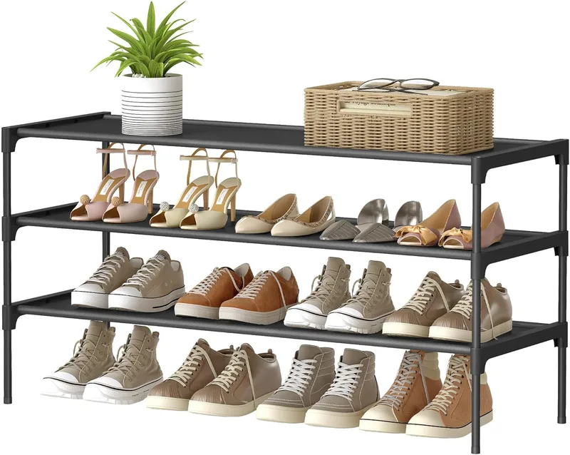 SONGMICS ▫️ Sapateira de 3 níveis, Sapateira, Armazenamento de sapatos, Entrada, Corredor, 29,7 x 91,8 x 53,5 cm, Estrutura de metal, Prateleiras de tecido não tecido, Tinta preta LSH033BH01