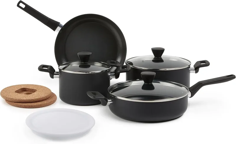 Amazon Basics ▫️ Conjunto de panelas e frigideiras empilháveis em cerâmica antiaderente, 10 peças, poupa espaço