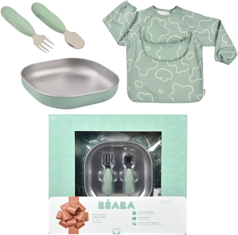 Béaba ▫️ Conjunto de Refeições para Bebés – Presente de Nascimento Completo a partir dos 4 meses – Prato de aço inoxidável para micro-ondas, talheres ergonómicos, babete com mangas, caixa de recordações – Materiais saudáveis/duradouros, verde salva