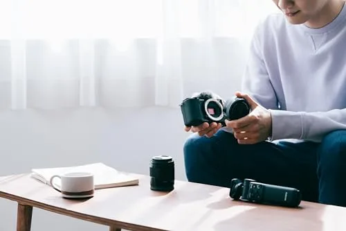 Sony ▫️ Alpha ZV-E10K, câmara vlog APS-C sem espelho com objetivo intercambiável e kit de objetivo com zoom motorizado 16-50 mm f/3,5-5,6 II (24 MP, vídeo 4K, Eye AF em tempo real), ideal para vlogging, cor preta 6