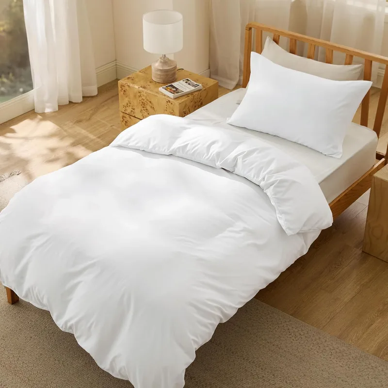 Bedsure ▫️ Conjunto de cama em microfibra 135x200 - 2 peças, branco, fronha 50x75 cm | Reversível com fecho de correr, fácil de colocar, OEKO-TEX, para uso doméstico e hoteleiro