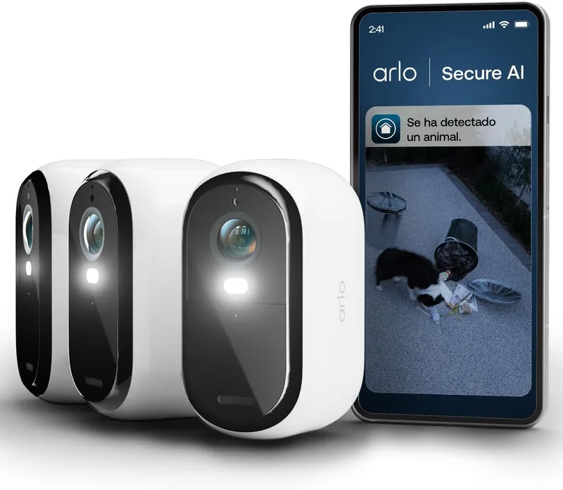 Arlo ▫️ Essential 3 HD, câmara WiFi para exterior, bateria com autonomia para 6 meses, visão nocturna a cores, luz, sirene, áudio bidirecional, 3 câmaras brancas