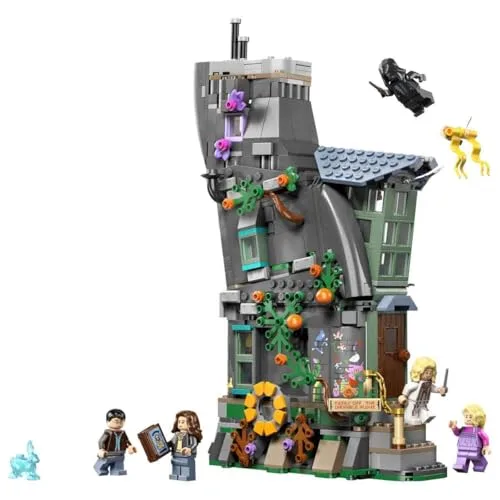 LEGO ▫️ Harry Potter: Casa de Luna Lovegood - Conjunto de construção com blocos iluminados e 5 minifiguras, incluindo a Hermione - Decoração para o quarto - Presente para meninas, meninos e fãs a partir dos 10 anos 76467 4