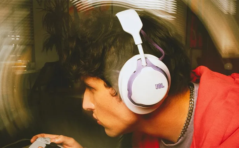 JBL ▫️ Quantum 650, Auscultadores sem fios para jogos, Branco 4
