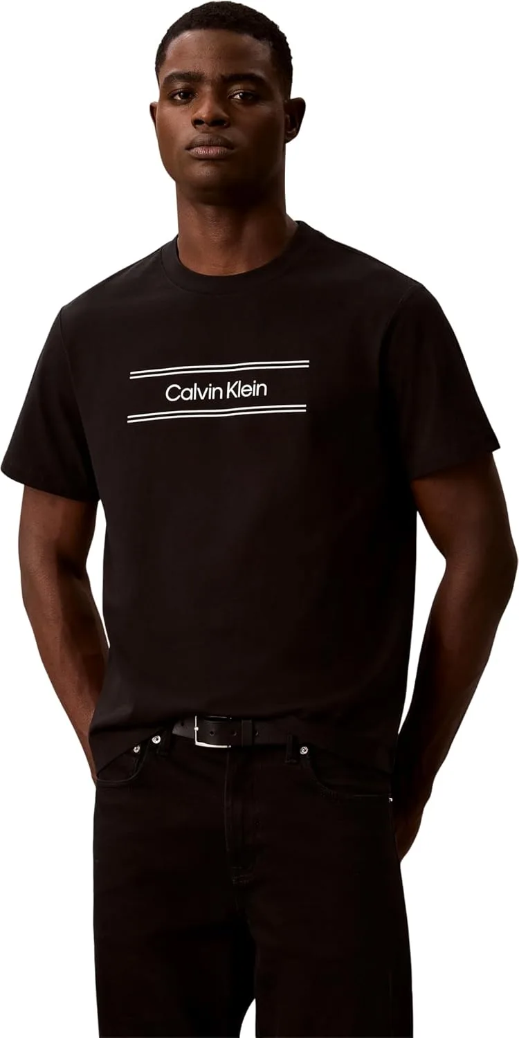 Calvin Klein ▫️ SS 20s EU SPW Stndrd Graphic tee Lv04lg813g T-shirts com estampado para homem