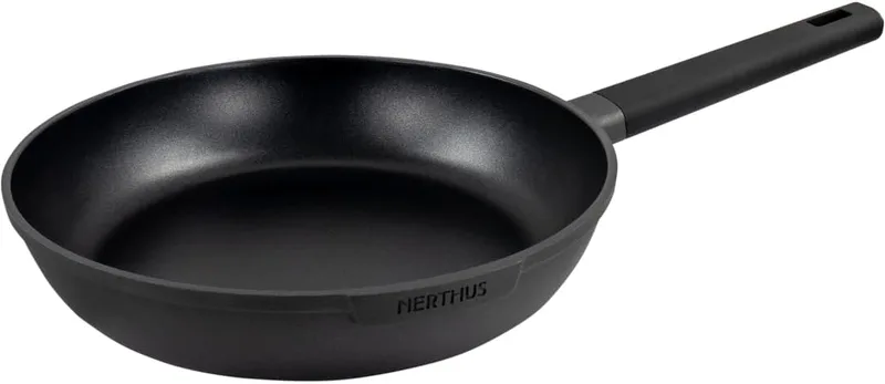 NERTHUS ▫️ FIH 1566 frigideira de alumínio fundido com revestimento antiaderente Quantanium, adequada para indução, gás e vitrocerâmica, com pega ergonómica resistente ao calor