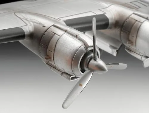 Revell ▫️ 63745 Lockheed L.1049G Super Constellation Luf, escala 1:144. Kit de modelo em plástico para montar e pintar, com acessórios 6