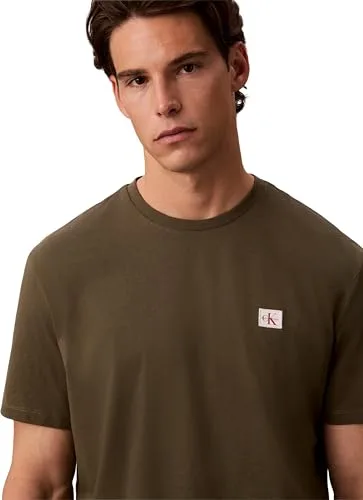 Calvin Klein ▫️ T-shirt de manga curta para homem Badge Jersey Classic, em algodão 3