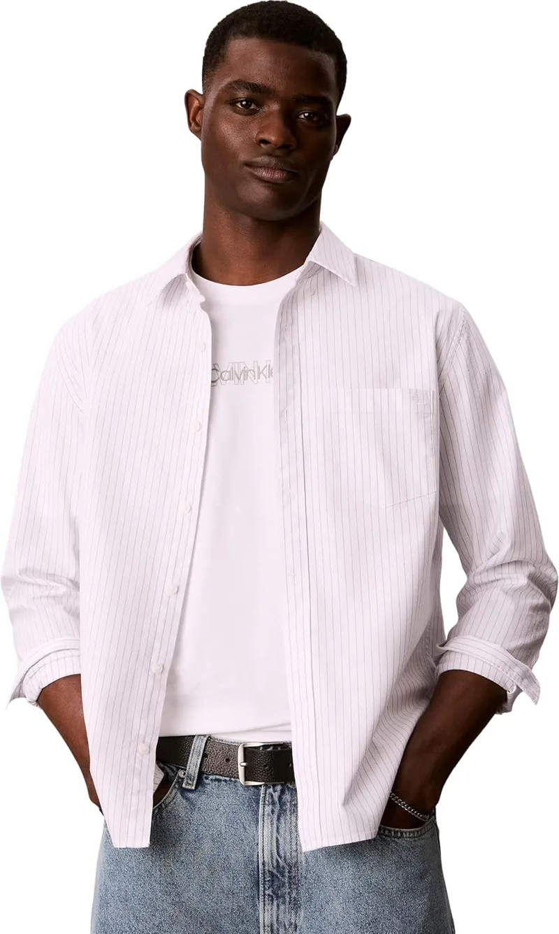 Calvin Klein ▫️ SS 30 EU Repeat Stnd Logo Graphi Lv04lh802g T-shirts com estampado gráfico para homem