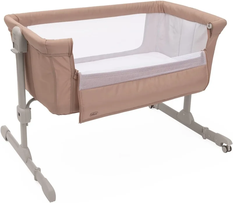 Chicco ▫️ Next2Me Essential – Berço para bebé ao lado da cama, berço para co-sono, compatível com diferentes camas, altura ajustável, boa circulação de ar, colchão e saco incluídos, 0-6 meses