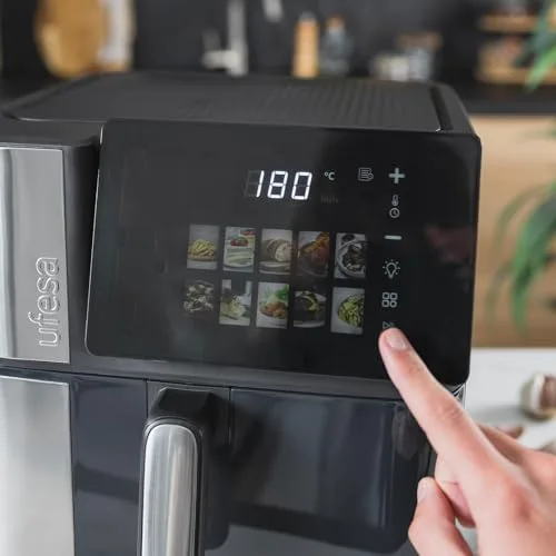 Ufesa ▫️ Fritadeira de Ar Quente Macaw 8,8 L 2200 W, Dupla Resistência, Cozedura Rápida e Crocante, Air Pulse Ultra 360º, Ecrã Tátil Digital com 10 Programas, Janela com Luz, Inclui Tabuleiro Antiaderente 3