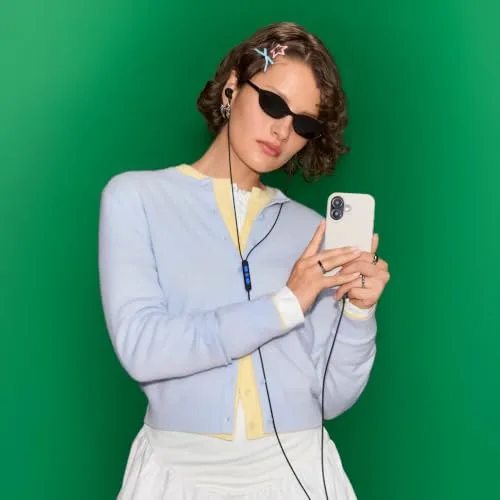 Bose ▫️ Auscultadores de botão com fio e cancelamento de ruído : Auscultadores intra-auriculares com arnês, ligação USB-C, estojo de transporte incluído, comando e microfone integrado, Branco Fumado 6
